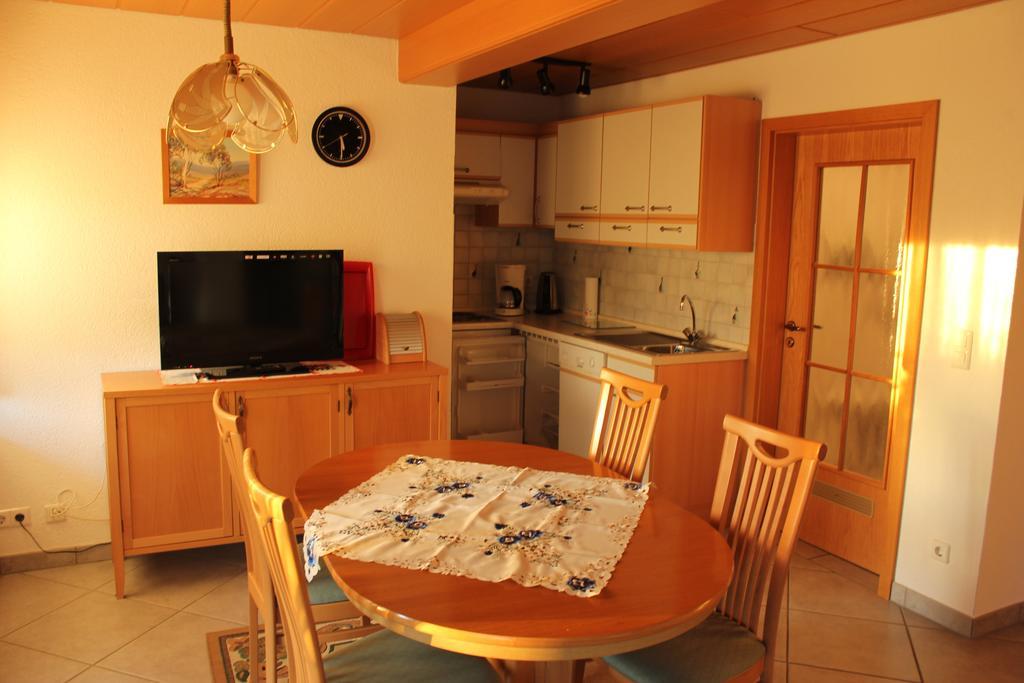 Bodenseegaestehaus อูลดิงเงน มึลโฮเฟิน ห้อง รูปภาพ